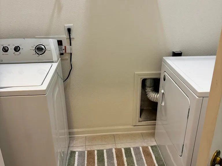 13496 Essence Ct — Photo 5