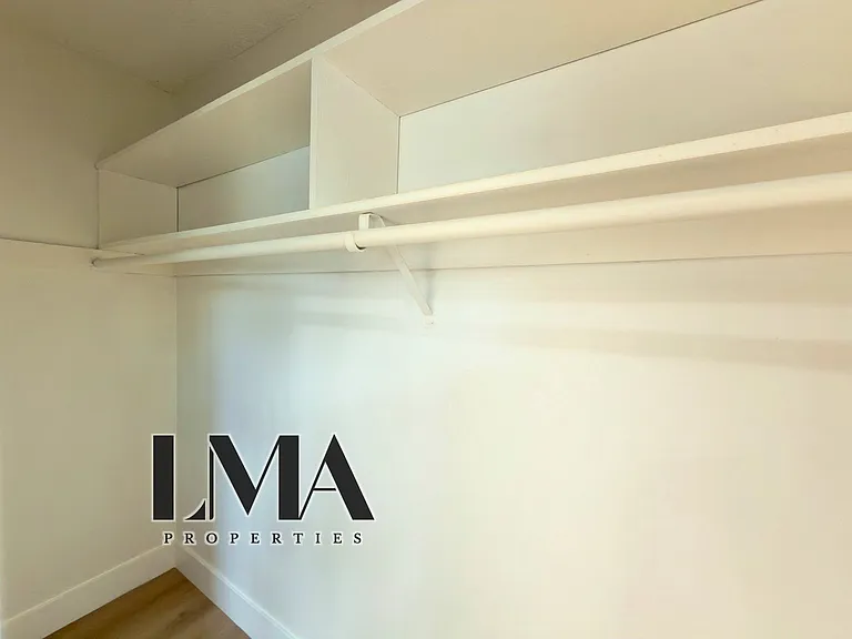 8208 Romaine St #1A — Photo 12