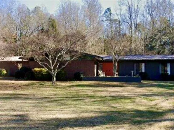 116 Maplewood Ave, Thomasville, NC 27360