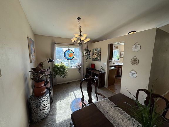 5th image of 739 Ponderosa Dr