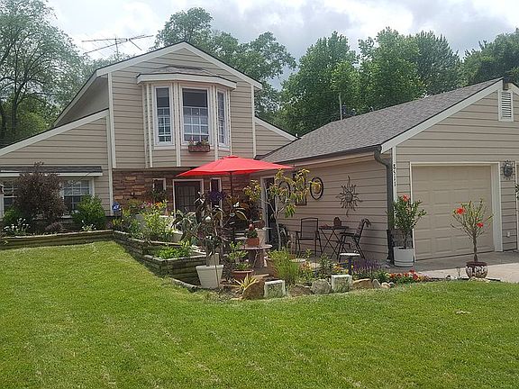 2nd image of 8511 E 108th Ter