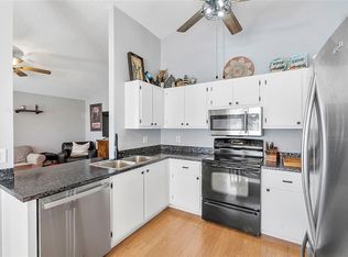 831 SW 135th Way, Davie, FL 33325