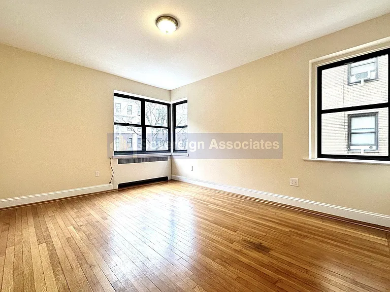 567 Fort Washington Ave #32 — Photo 4