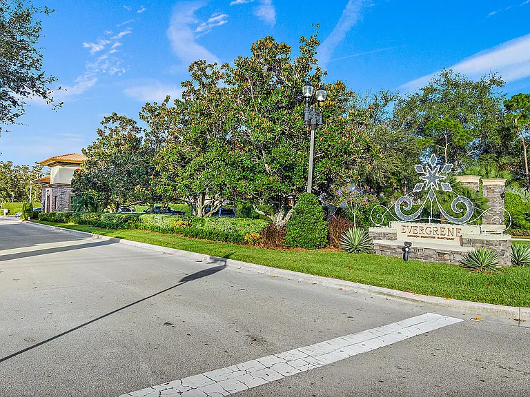 1043 Vintner Blvd — Photo 62