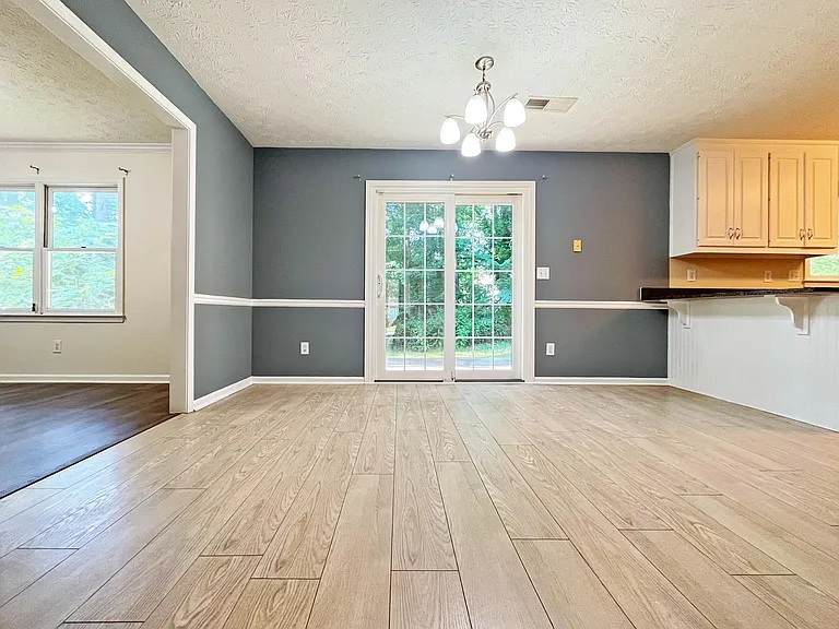 3060 Oak Meadow Dr — Photo 12