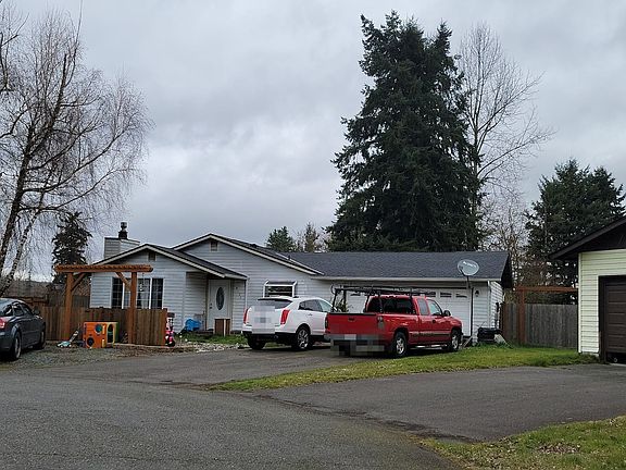 2nd image of 4100 125th St NE