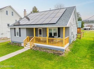 445 3rd St, Benton, PA 17814