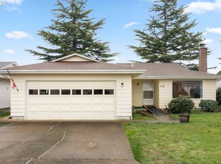 352 E Clackamas Cir, Woodburn, OR