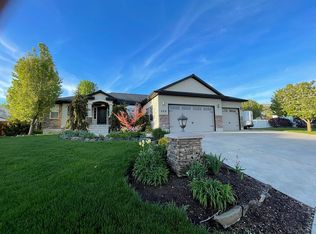 220 E Putnam Mountain Loop, Inkom, ID 83245