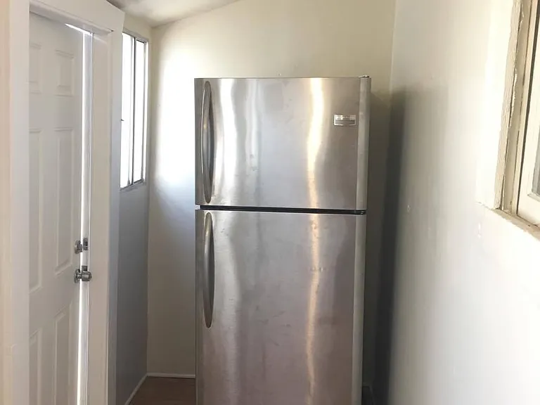 205 1/2 Lake Shore Ter — Photo 21