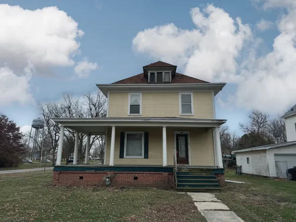 213 E Hickory St, Chatsworth, IL 60921
