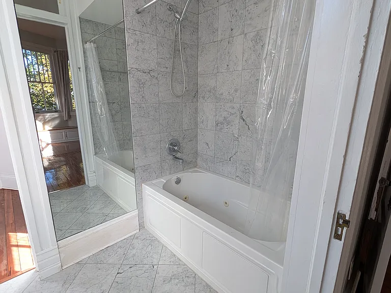 1712 Soniat St — Photo 24