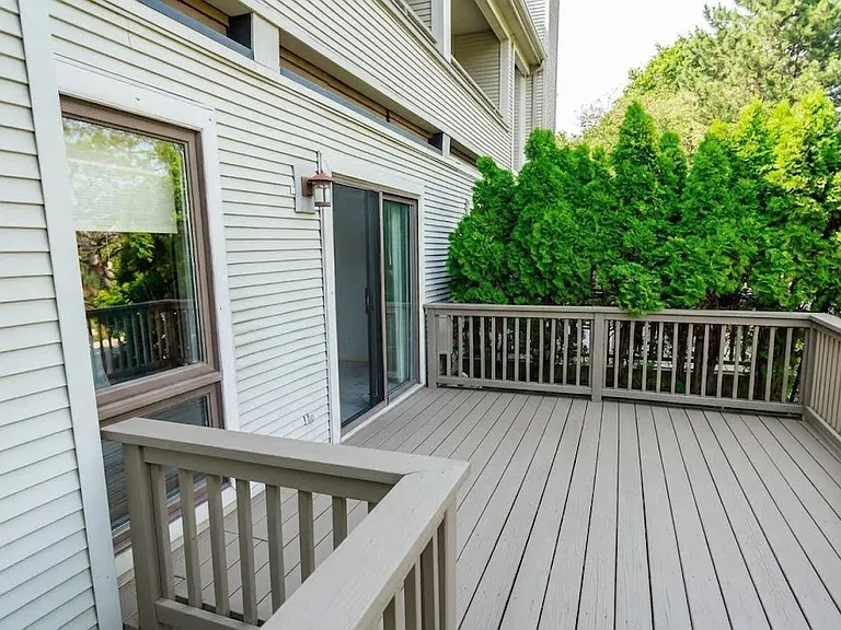 716 Eton Ct — Photo 25