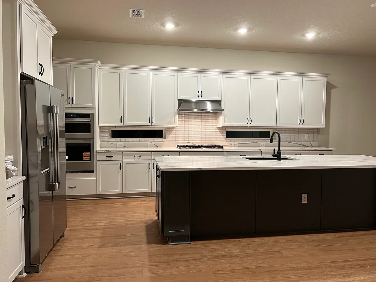 Building Photo - 15083 Willow Ridge Dr