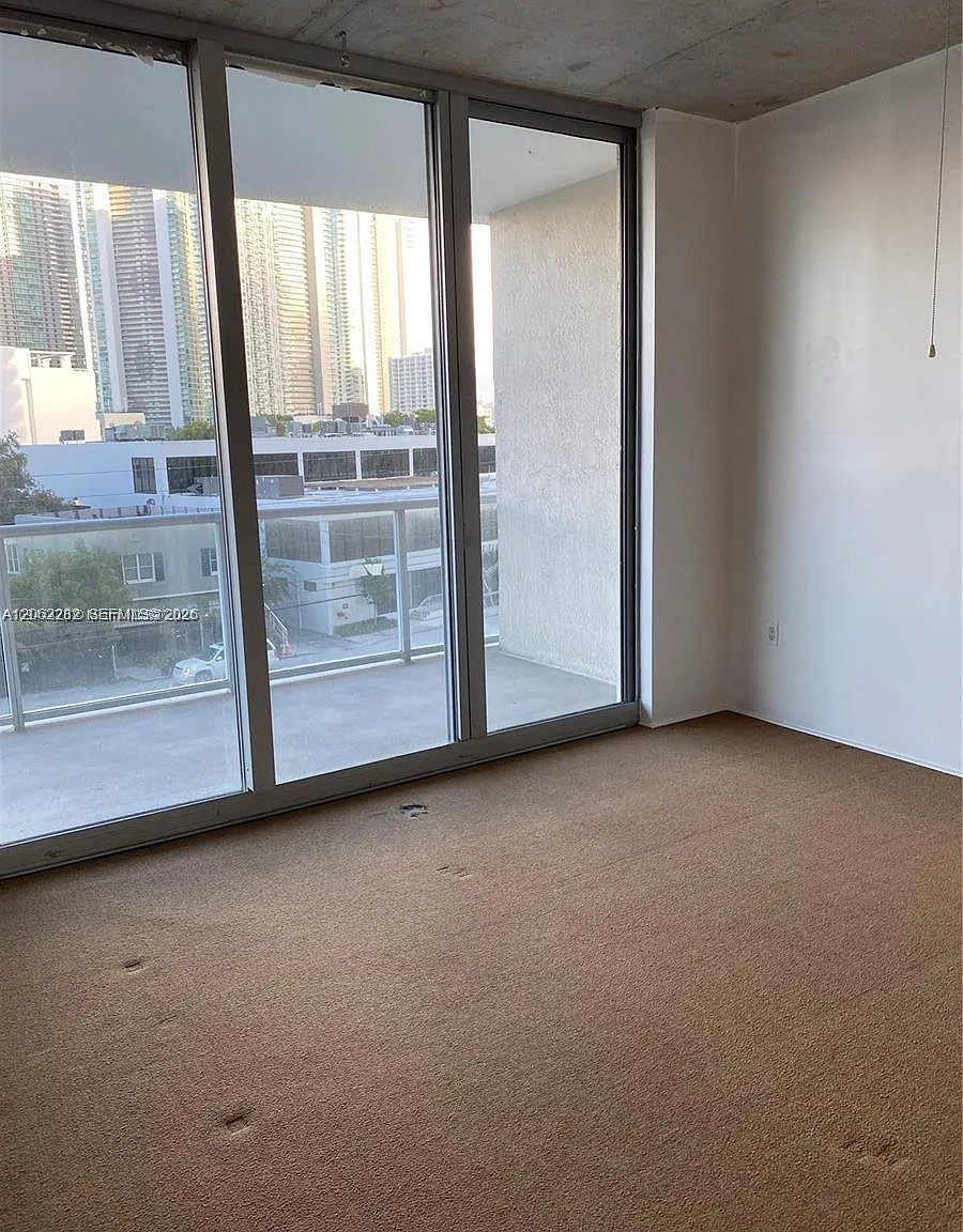Two Midtown Miami Condo — Photo 1