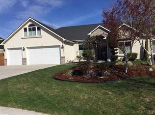 3611 Verbena Ct, Pasco, WA 99301