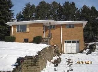 503 Fair Oaks St, Mc Kees Rocks, PA 15136