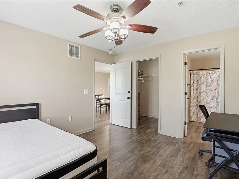 3000 S Adams St #338 — Photo 5