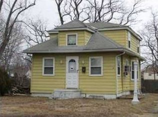 95 Grant Ave, Eatontown, NJ 07724