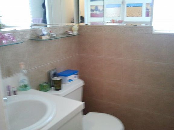 3rd image of 421 Tarrytown Ave