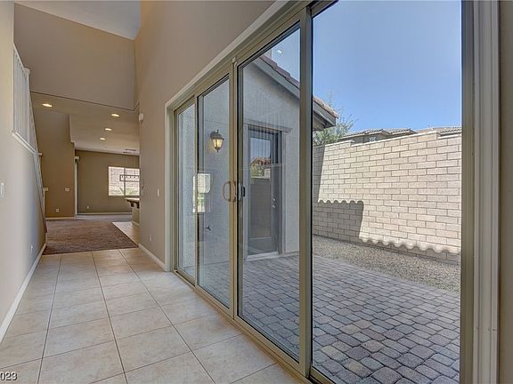 5th image of 285 Molinetto St
