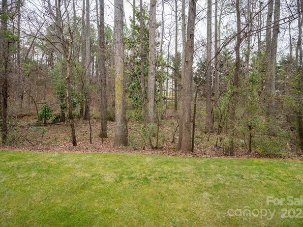 charlotte-north-carolina-65011711 picture