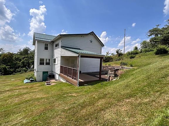 3rd image of 148 Pig Ln