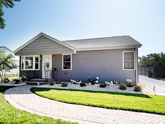 2nd image of 16849 Forest View Dr