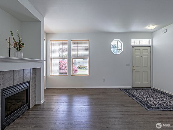 4th image of 14429 Riverwalk Drive E