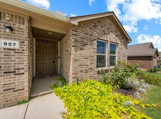 957 Ben Dr, Springtown, TX 76082