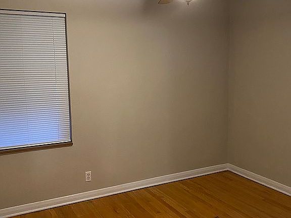 5th image of 2638 Wyoming St