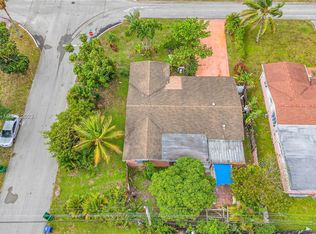 3421 Island Dr, Hollywood, FL 33023