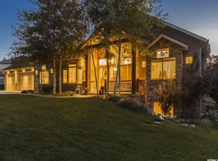 4462 S Bountiful Ridge Dr, Bountiful, UT 84010