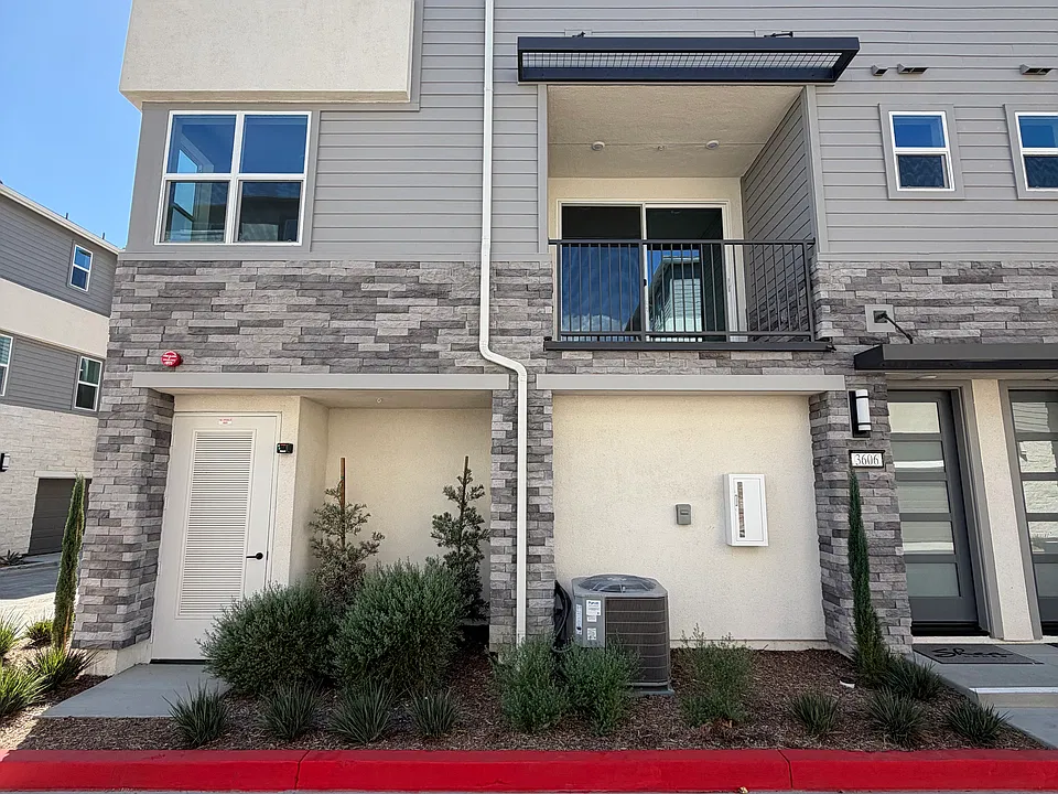 3606 E Indigo Privado