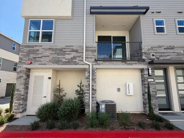 3606 E Indigo Privado, Ontario, CA 91764