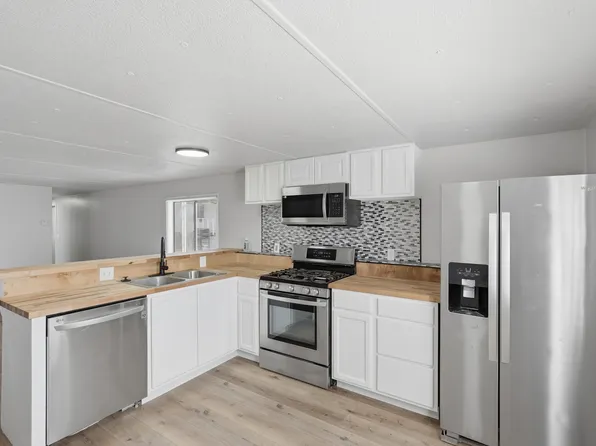 1260 W 450 N, Clearfield, UT 84015