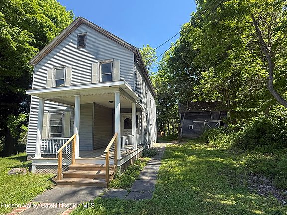 4th image of 14 Maple Street