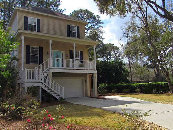 3rd image of 4 Gold Oak Ct
