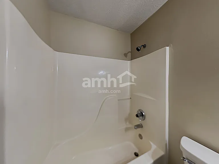 8255 Captain Dr — Photo 17