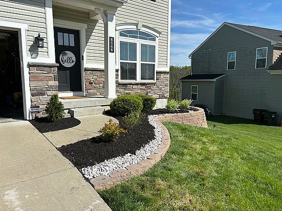 3rd image of 8540 Forest Valley Dr