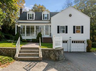 66 Hillview Ave, North Smithfield, RI 02896