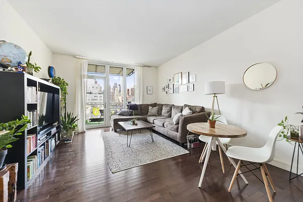 Sold by Compass | media 2