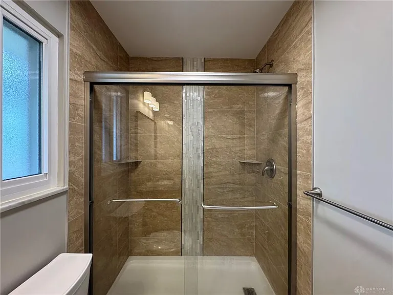 16 Chestnut St — Photo 13