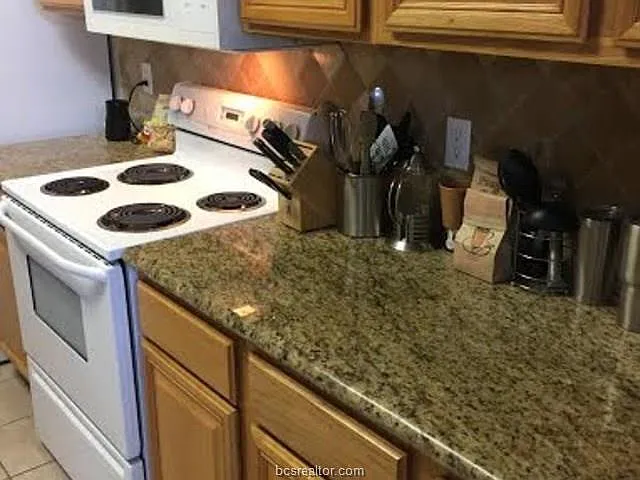3 bed, 1278 sqft, $1,595 — Photo 3