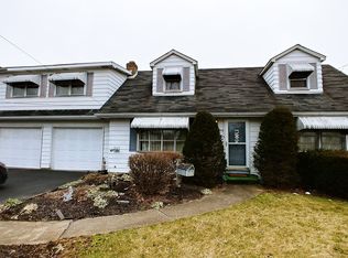 3953 Mauch Chunk Rd, Coplay, PA 18037