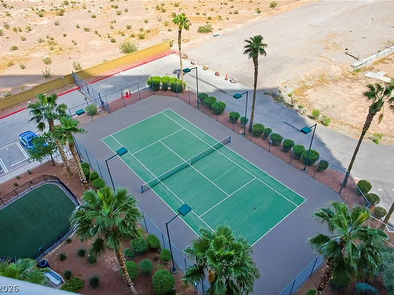 8255 Las Vegas Blvd S #809 — Photo 27