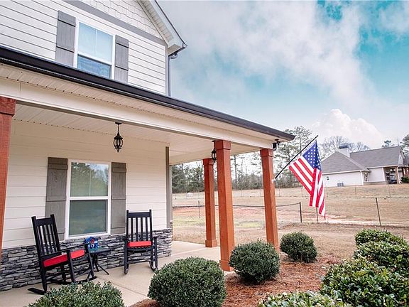 3rd image of 3221 Hollonville Rd