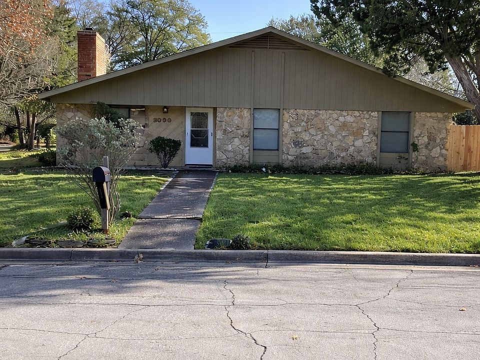 1st image of 3000 Maple Hill Cir