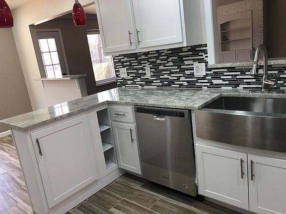 kitchen with farmer sink