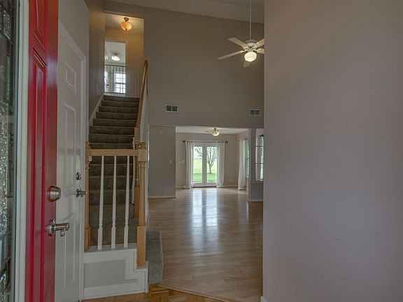 5th image of 3112 Langley Dr
